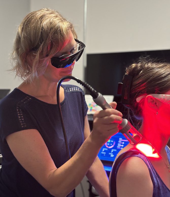 Laser therapy for post-concussion syndrome at The Keiser Clinic